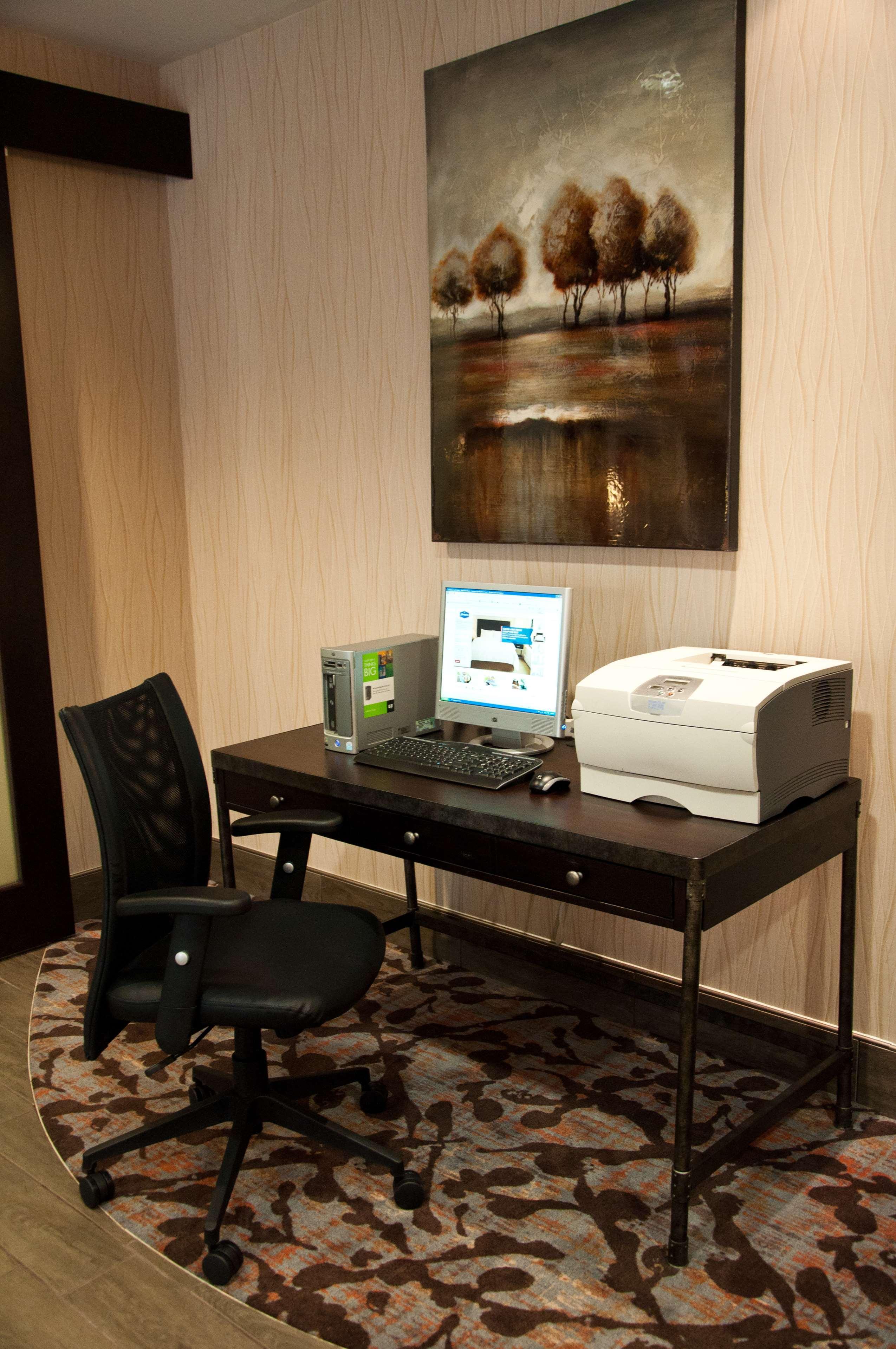 Warrington Hampton Inn Doylestown מראה חיצוני תמונה