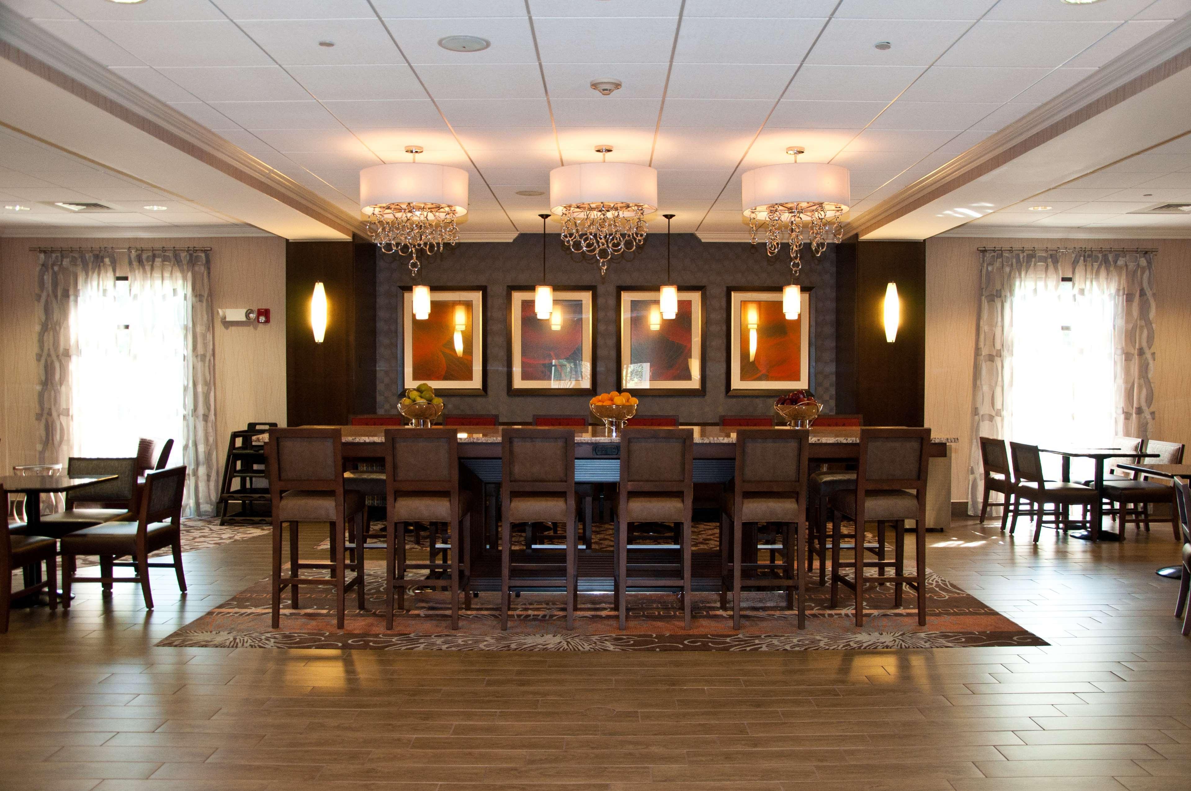 Warrington Hampton Inn Doylestown מראה חיצוני תמונה