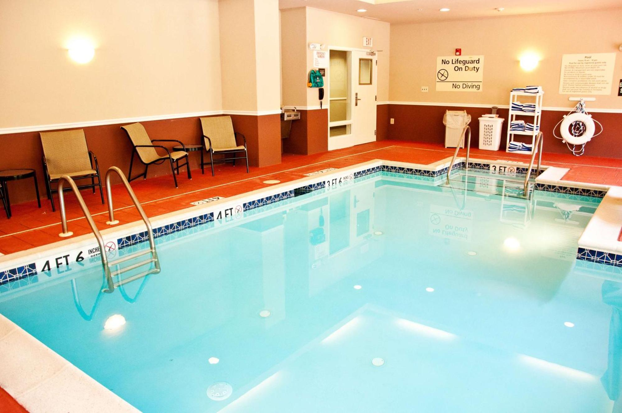 Warrington Hampton Inn Doylestown מראה חיצוני תמונה